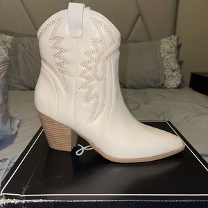 Pink lily off white cowboy boots
